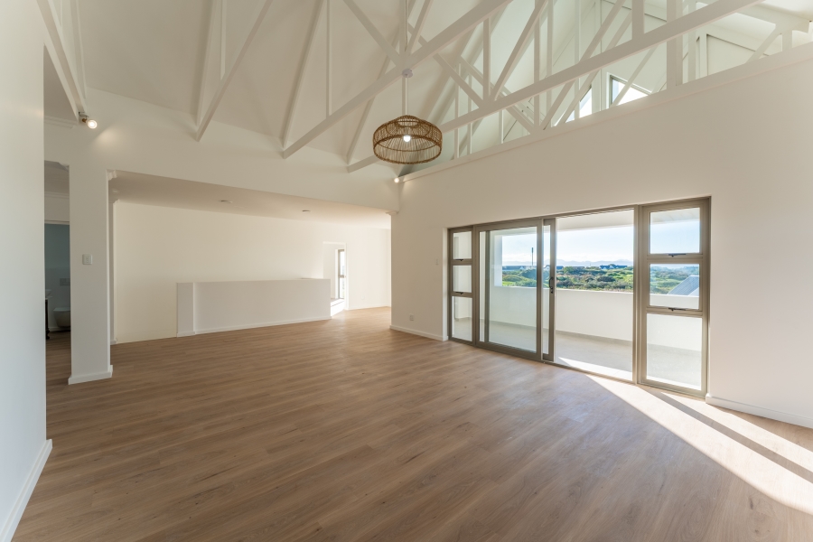 4 Bedroom Property for Sale in St Francis Links Eastern Cape